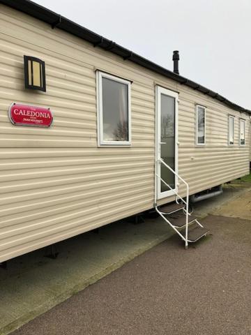 Caledonia Summertime Jaywick Sands Luaran gambar