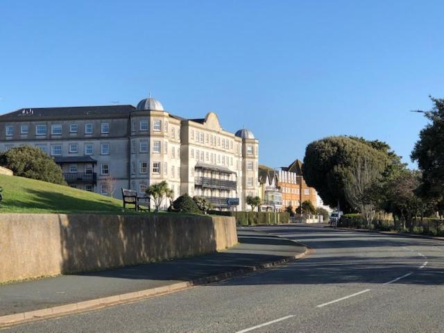 Caledonia Summertime Villa Jaywick Sands Luaran gambar